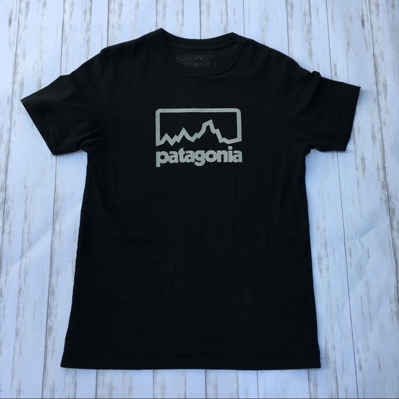 Patagonia Other - Patagonia slim fit black t shirt